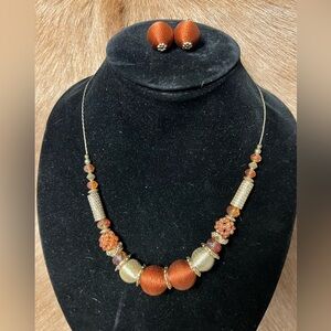 Vintage 1946 brand  Gold Tone and  Brown Beaded Necklace Set